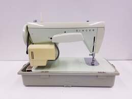 Singer Sewing Machine Fashion Mate 257 alternative image