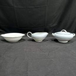 Set of 3 Noritake Bluedale Fruit Bowl, Creamer & Sugar Bowl alternative image