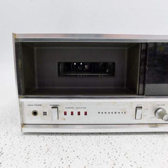 VNTG Panasonic Model RE-7070 FM/AM/8 Track Audio System w/ Attached Power Cable image number 6