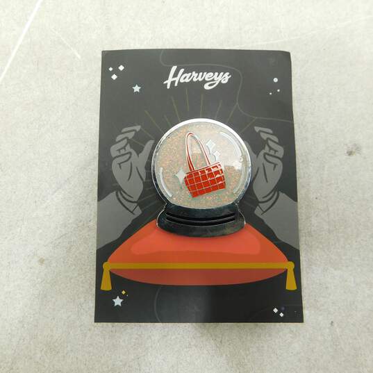Harveys Halloween Pumpkin Jack O Lantern Coin Purse w/ Bonus Pin Charm & GC Bag image number 4