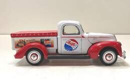 Golden Wheel Pepsi Ford 40 Vintage Style Die Cast Collectable Truck alternative image
