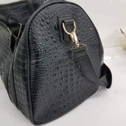 Tote & Carry Crocodile Embossed Bag alternative image