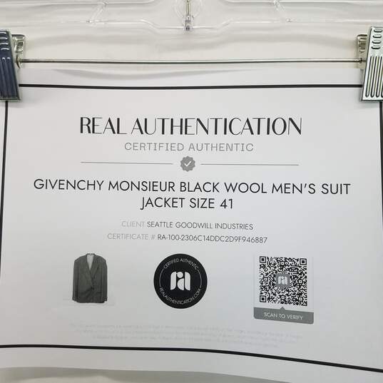 AUTHENTICATED Givenchy Monsieur Black Wool Mens' Suit Jacket Size 41 image number 4