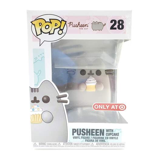 Pop | #28 Pusheen w/ Cupcake image number 1