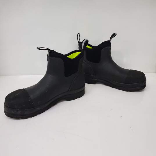 Muck Boots MN's Chore Classic Chelsea CSA Black Rain Boots Size 8 image number 2