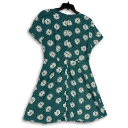 Womens Green Daisy Floral V-Neck Button Front Fit And Flare Dress Size 10 alternative image