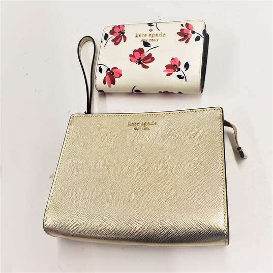 Buy the Kate Spade Staci Saffiano Leather Compact Bifold Wallet + Spencer  Gold Wristlet