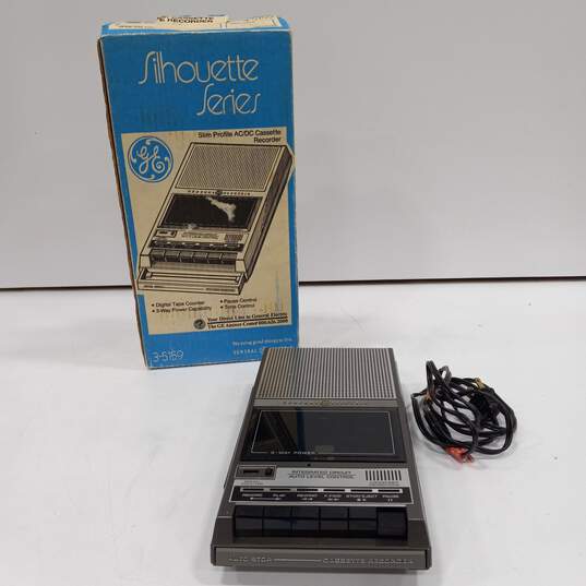 Vintage General Electric AC/DC Cassette Recorder 3-5159 w/Box image number 1