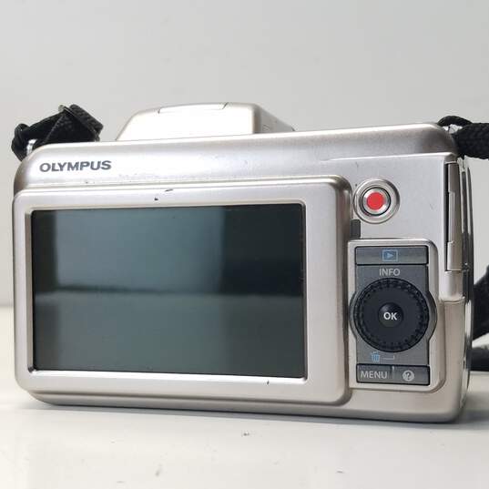 Olympus SP-800UZ 14.0MP Digital Camera image number 8