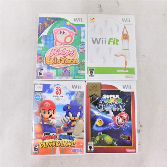 Nintendo Wii w/ 4 games image number 6