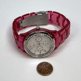 Designer Relic ZR-15584 Pink Water Resistant Round Dial Analog Wristwatch alternative image