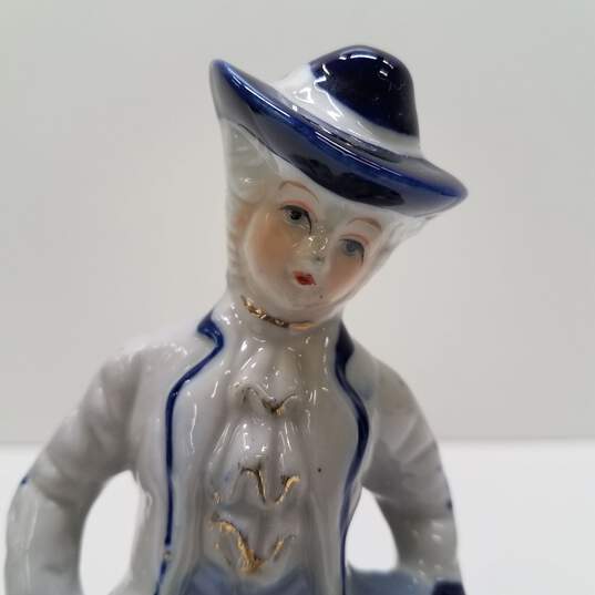 Porcelain Victorian Male Blue Figurine image number 5