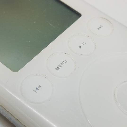 Apple iPod Classic 3rd Gen. (A1040) 15GB image number 3