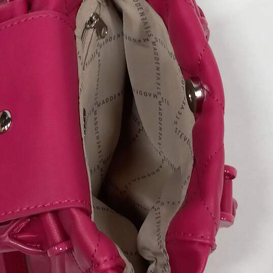 Steve Madden Hot Pink Crossbody Handbag & Clip-On Mini Pouch image number 8
