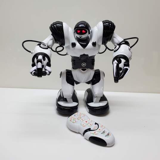 WowWee Robotics Robosapien X R/C Toy Robot with Remote Control For Parts/Repair image number 1