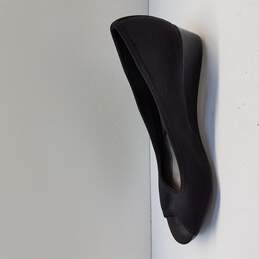 Anne Klein Black Wedge Peep Toe Heel Size 6M alternative image