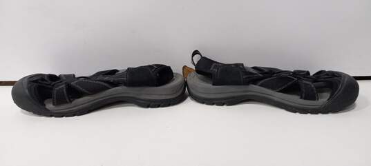 Keen Gray And Black Venice H2 Closed Toe Sandals Size 9.5 image number 2