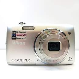 Nikon Coolpix S3500 20.1MP Digital Camera alternative image