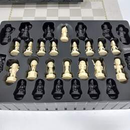 Destiny Collector's Chess Set In Box alternative image