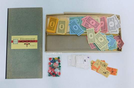 Parker Brothers Vintage 1960's Monopoly image number 1