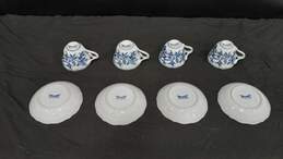 Set of 8 Blue & White Blue Danube Cups/Saucers alternative image