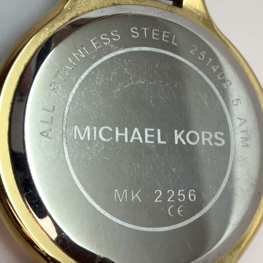 Designer Michael Kors Runway MK-2256 Gold-Tone Round Dial Analog Wristwatch image number 4