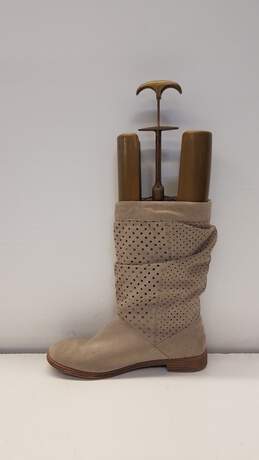 Toms Serra Perforated Slouch Boots Beige 9 alternative image