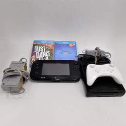 Nintendo Wii U Console Game Pad plus Games
