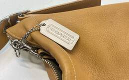 Vintage COACH 9188 Tan Leather Shoulder Crossbody Bag alternative image