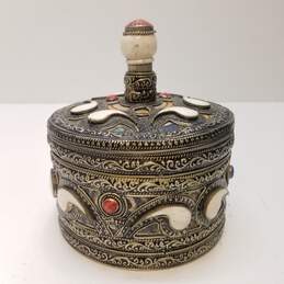 Moroccan Motif Metal /Ceramic   Round Keepsake Box alternative image