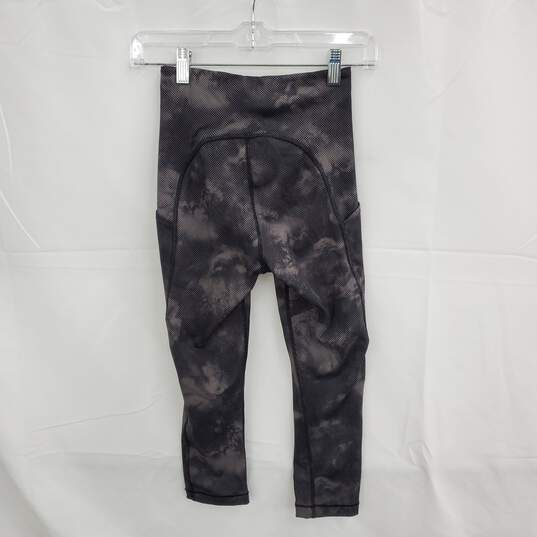 Athleta Ultimate Stash Pocket Printed Capri Pants NWT Size XXS image number 2