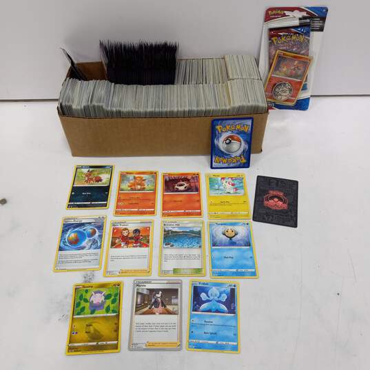 Bundle of Mixed Pokémon Trading Cards image number 1