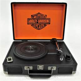 Harley-Davidson Vintage Portable Record Player Bar + Shield, 3 Speed, Built in Speaker + Bluetooth