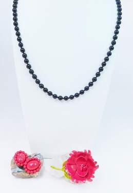 Vintage Black Glass Beaded Necklace Red Floral Mod Flower Brooch & Red Bead Clip On Earrings 95.2g