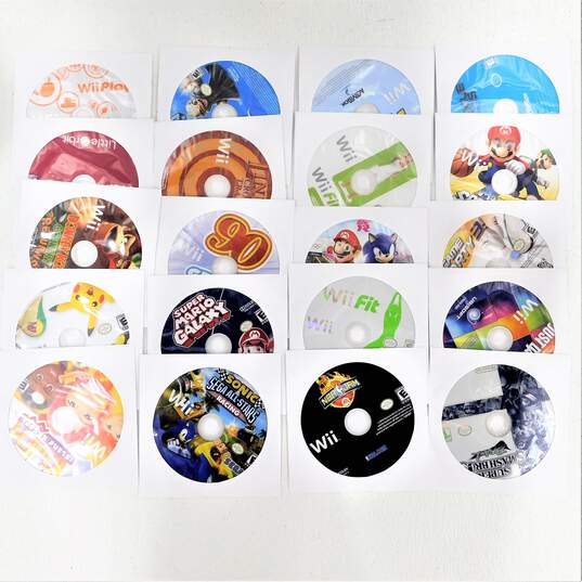 Nintendo Wii Video Game Lot of 20 Loose Super Mario Galaxy image number 1