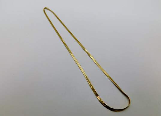 14K Yellow Gold Herringbone Chain Necklace 3.6g image number 2