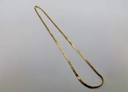 14K Yellow Gold Herringbone Chain Necklace 3.6g alternative image