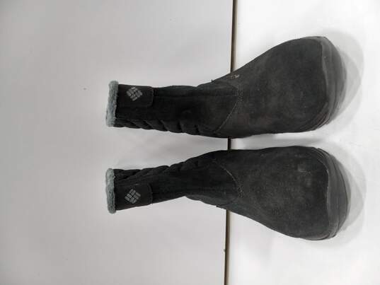 Women's Black Suede Ice Maiden Snow Boots Size 7 image number 1