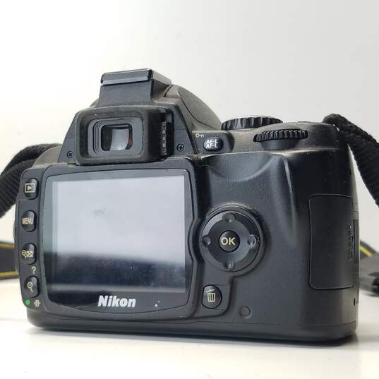 Nikon D40x 10.2MP Digital SLR Camera with 55-200mm Lens image number 7