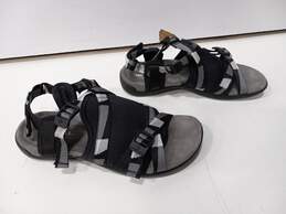 Merrell Grey Sandals Size 7 alternative image
