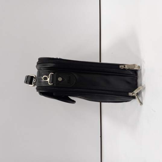 Targus Black Leather Laptop Bag image number 3
