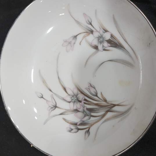 Eleanor Fine China Dessert Bowls 5pc Bundle image number 4