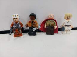 Bundle of Assorted Star Wars Lego Minifigs alternative image