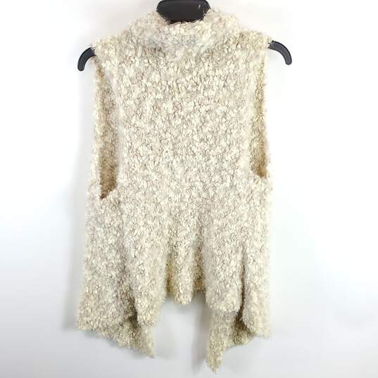 Kensie Women Ivory Faux Fur Drape Vest L NWT image number 2