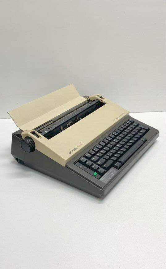Brother Electronic Typewriter AX-10 image number 2