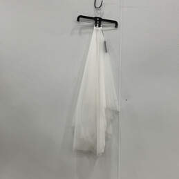 NWT Womens White Net Short Glamorous Wedding Bridal Tulle Veil One Size alternative image