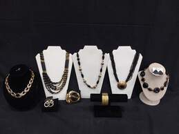 Set of Black and Gold Fashion Jewelry