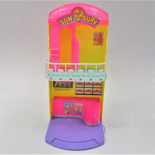 VNTG Melanie's Mall Playset W/ Dolls Accessories Clothing Furniture Pets image number 4