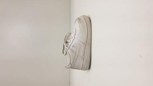 Nike Air Force One White Youth Sneakers Shoes Kicks AF1 Size 8C image number 1