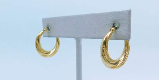 14K Yellow Gold Patterned Hoop Earrings 1.9g image number 2